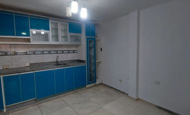 🏡 ALQUILER DE AMPLIO DEPARTAMENTO EN EXCELENTE UBICACIÓN – 1ER PISO URB. VILLA SOL 3ERA ETAPA