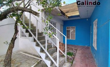 VENTA DE CASA GRANDE 5 RECAMARAS Y CON DEPARATAMENTO DE 1 RECAMARA, AMPLIO JARDIN
