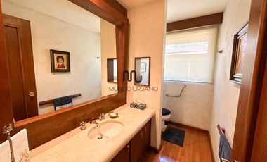 Casa en venta o renta en Lomas Hipódromo