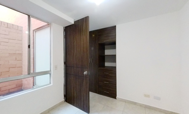 SE VENDE CASA EN MOSQUERA