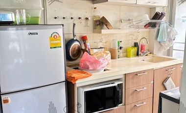 Condo The Cash Lam Luk Ka Khlong 2, corner room, next to the common area, near Makro and Lotus, convenient transportation, next to the road.