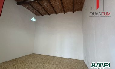 *RENTO CASA FRENTE A LA ENTRADA DEL MUSEO 