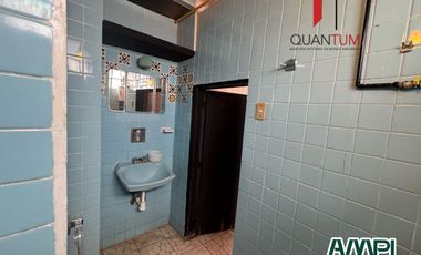 *VENDO CASA FRENTE A LA ENTRADA DEL MUSEO 