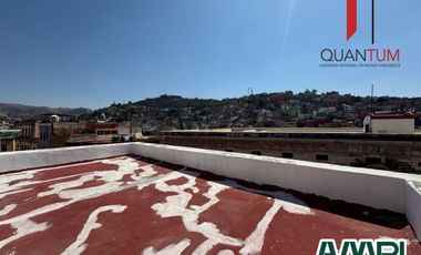 *VENDO CASA FRENTE A LA ENTRADA DEL MUSEO 