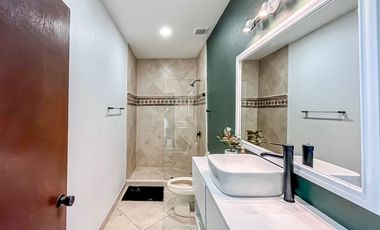CONDOMINIO EN VENTA  A LA ORILLA DEL MAR