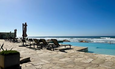 CONDOMINIO EN VENTA  A LA ORILLA DEL MAR