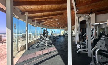 CONDOMINIO EN VENTA  A LA ORILLA DEL MAR