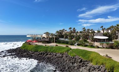 VENTA DE CONDOMINIO FRENTE AL MAR
