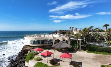 VENTA DE CONDOMINIO FRENTE AL MAR