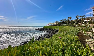 VENTA DE CONDOMINIO FRENTE AL MAR
