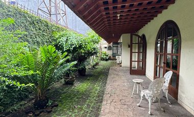 eraradiant.id | Rumah Dijual di Taman Radio Dalam Jaksel ada Kolam Renang