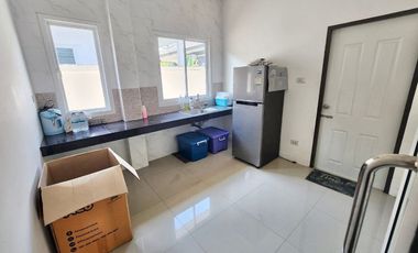 Single-Story House for Sale – 365 Golden Land Project, Rayong Prime location along Highway 36, Mabkha. Fully furnished and move-in ready at the lowest