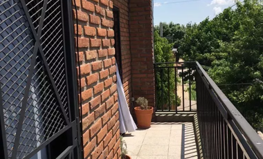 Venta casa 3 ambientes Ramos Mejia