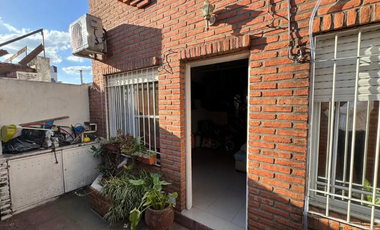 Venta Duplex Interno 3 ambientes con cochera cubierta
