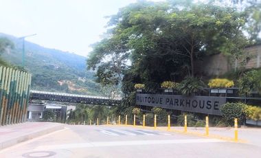 VENTA DE LOTE EN CONDOMINIO PARKHOUSE