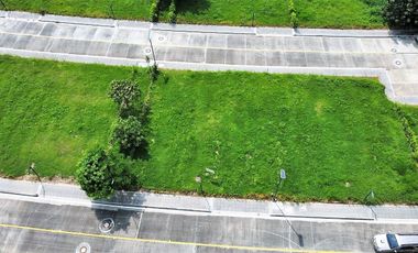 VENTA DE LOTE EN CONDOMINIO PARKHOUSE