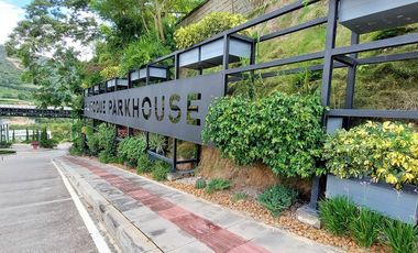 VENTA DE LOTE EN CONDOMINIO PARKHOUSE