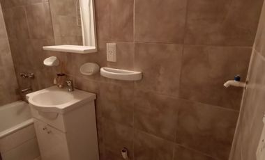 Departamento en Venta u$s 50.000 - William Davies al 2700, de 1 dormitorio en primer piso por escaleras