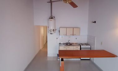 Departamento en Venta u$s 50.000 - William Davies al 2700, de 1 dormitorio en primer piso por escaleras
