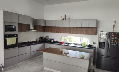 Casa campestre en Cerritos