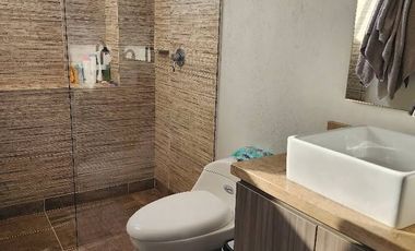 LINDO APARTAMENTO CHIA AVENIDA CHILACOS, EN EDIFICIO,  80 METROS, PISO 5, 2 HABITACIONES, 2 BAÑOS, SALA COMEDOR, COCINA, LAVANDERIA, 1 PARQUEADERO, 1