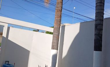 CASA HABITACION DE 2 NIVELES, EXCELENTE UBICACIÓN  (HACIA LA SALIDA A LEON)