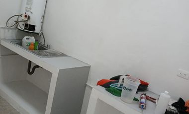 CASA HABITACION DE 2 NIVELES, EXCELENTE UBICACIÓN  (HACIA LA SALIDA A LEON)