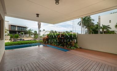 CASA EN VENTA, LOS CANALES, PUERTO CANCÚN, CANCÚN