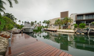 CASA EN VENTA, LOS CANALES, PUERTO CANCÚN, CANCÚN