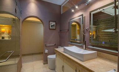 Espectacular casa recientemente remodelada, precio reducido en Mission Chulavista!
