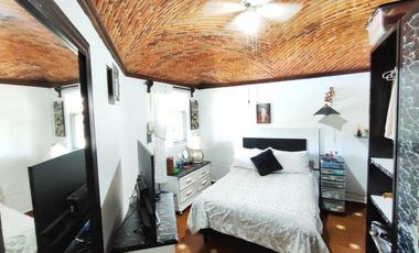 Casa colonia en venta con alberca común en Tequisquiapan