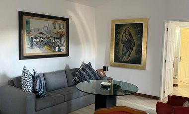 Amplia casa remodelada con alberca en condominio con vigilancia en Acapantzingo
