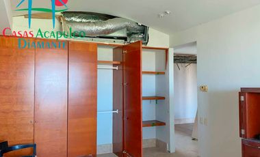Vive el lujo frente al mar: departamento renovado con acceso directo a la playa en Playa Diamante