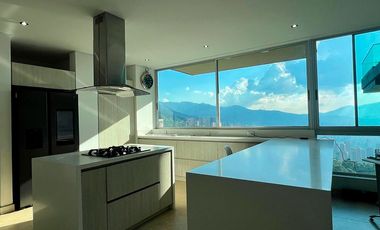 47856 Casa en venta en el sector Altos del Poblado, El Poblado, Medellin