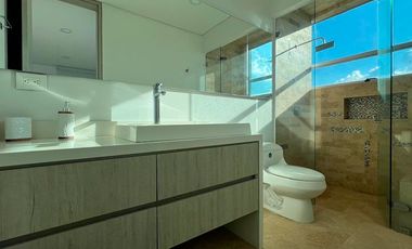 47856 Casa en venta en el sector Altos del Poblado, El Poblado, Medellin