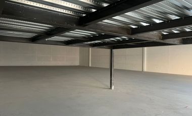 BODEGA 724 M2