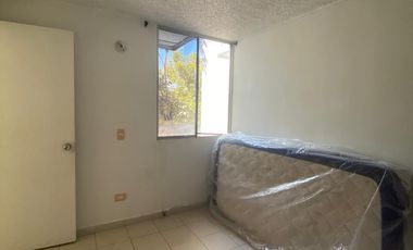 APARTAMENTO EN LAS TRINITARIAS ARRIENDO