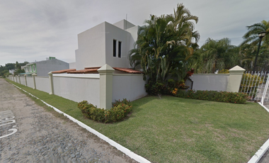Venta de Hermosa Casa, Residencial la Jolla, Manzanillo, Col.