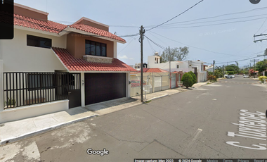 HERMOSA CASA EN VENTA EXCELENTE OPORTUNIDAD