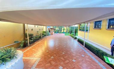 VENTA RESIDENCIA TERRAZA, BACÓN Y JARDÍN EN LOMAS QUEBRADAS CAS_5060 EL