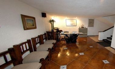 VENTA RESIDENCIA TERRAZA, BACÓN Y JARDÍN EN LOMAS QUEBRADAS CAS_5060 EL