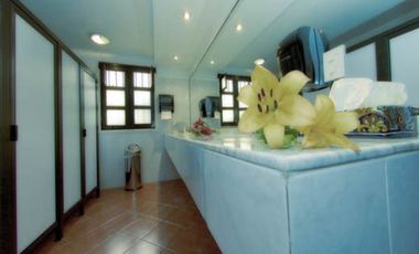VENTA RESIDENCIA TERRAZA, BACÓN Y JARDÍN EN LOMAS QUEBRADAS CAS_5060 EL