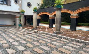 VENTA RESIDENCIA TERRAZA, BACÓN Y JARDÍN EN LOMAS QUEBRADAS CAS_5060 EL