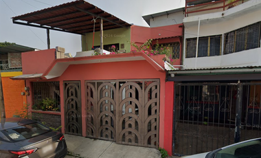 HERMOSA CASA EN VENTA EXCELENTE OPORTUNIDAD