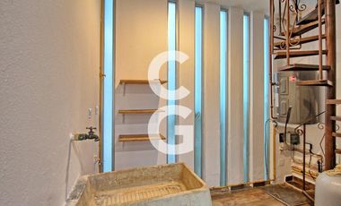 Casa en Venta en Cancun en Residencial Lagos el Sol con Pérgola a Pie de Lago