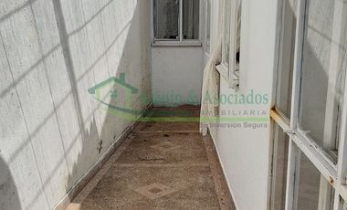 VENDEMOS CASA AMOBLADA DE UN PISO EN CONDOMINIO