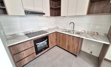 SE ARRIENDA CASA A ESTRENAR SECTOR DE TUMBACO CONJUNTO PRIVADO, TERRAZA