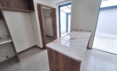 SE ARRIENDA CASA A ESTRENAR SECTOR DE TUMBACO CONJUNTO PRIVADO, TERRAZA
