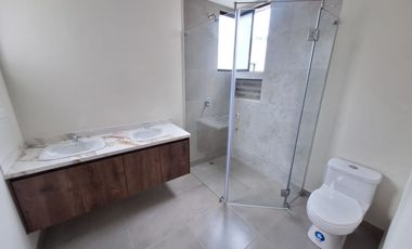 SE ARRIENDA CASA A ESTRENAR SECTOR DE TUMBACO CONJUNTO PRIVADO, TERRAZA