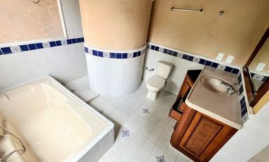 VENDO CASA EN LA FLORESTA